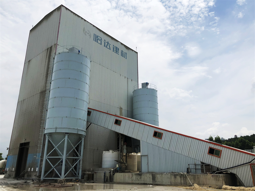 2019年陆威为翔安哈达混凝土搅拌站提供2个500吨水泥筒仓和气力输送系统 (3)